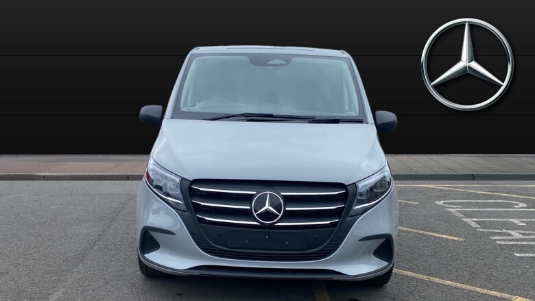 Mercedes-Benz Vito L2 Diesel Rwd 119CDI Select Crew Van 9G-Tronic